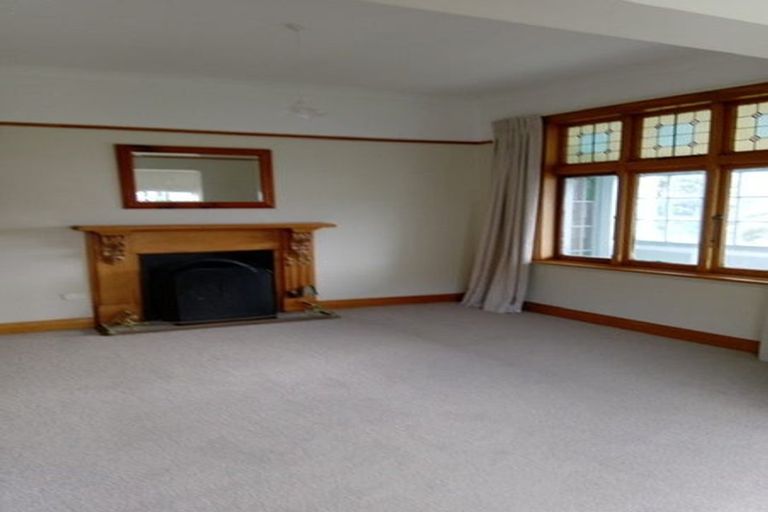 Photo of property in 4 Batham Drive, Mount Victoria, Wellington, 6011