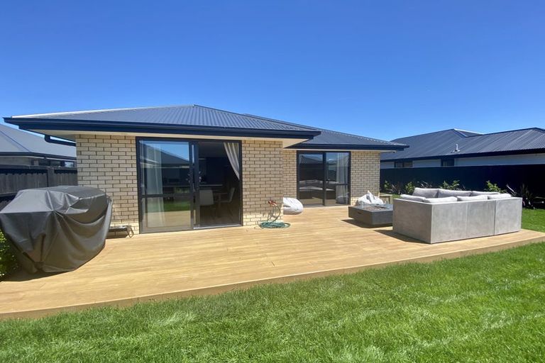 Photo of property in 21 Grimwood Street, Woodend, 7610