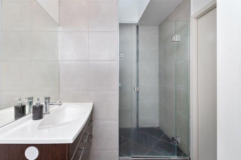 Photo of property in 24d Cameron Road, Hamilton East, Hamilton, 3216