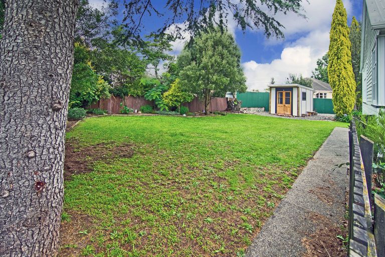Photo of property in 3 Montgomery Place, Lansdowne, Masterton, 5810