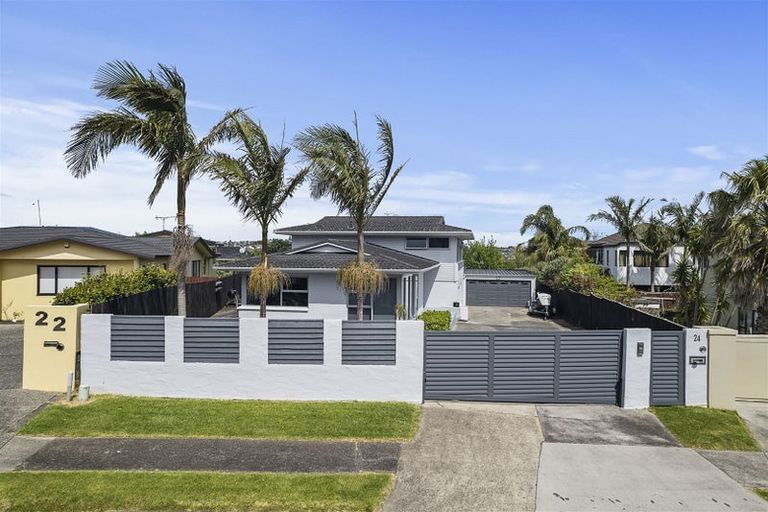 Photo of property in 24 Gulf Crest, Bucklands Beach, Auckland, 2012