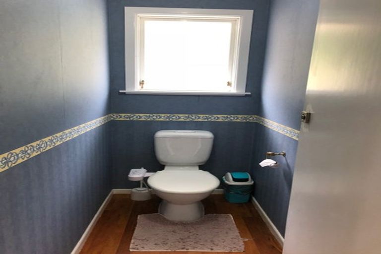 Photo of property in 10 Lomita Road, Johnsonville, Wellington, 6037