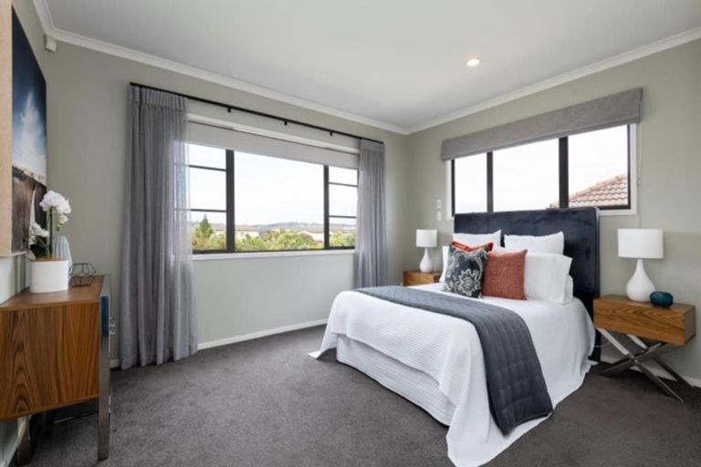 Photo of property in 50 Cyril French Drive, Flat Bush, Auckland, 2016