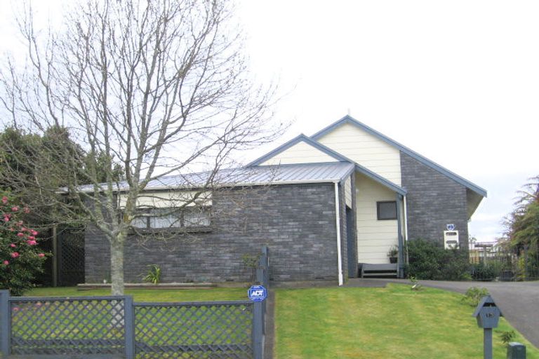 Photo of property in 13 Ruby Place, Pukehangi, Rotorua, 3015