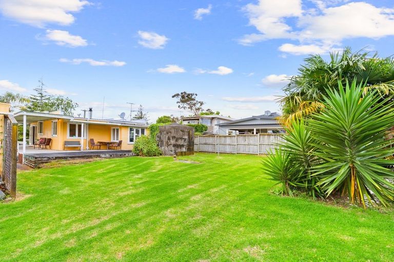 Photo of property in 50 Great North Road, Riverhead, 0820