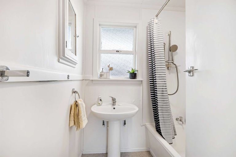 Photo of property in 4a Dalmeny Street, Oamaru North, Oamaru, 9400