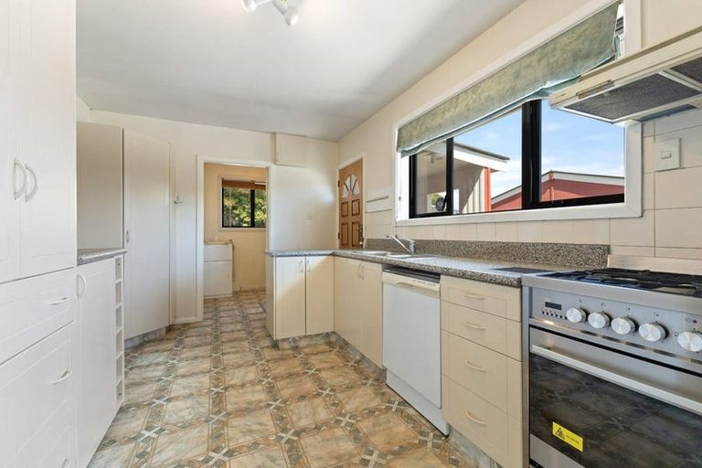 Photo of property in 16 Neill Street, Hornby, Christchurch, 8042