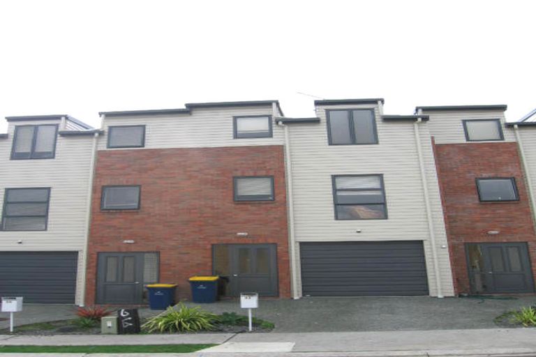 Photo of property in 33 Barnea Circle, Glen Eden, Auckland, 0602