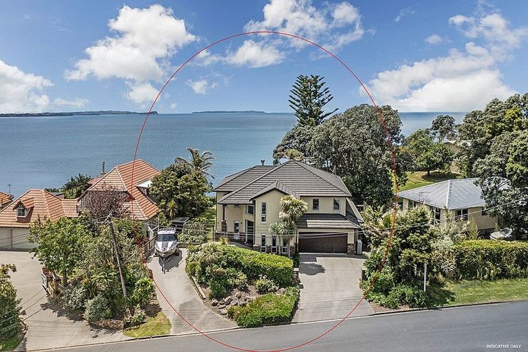 Photo of property in 24 Cliff Road, Torbay, Auckland, 0630