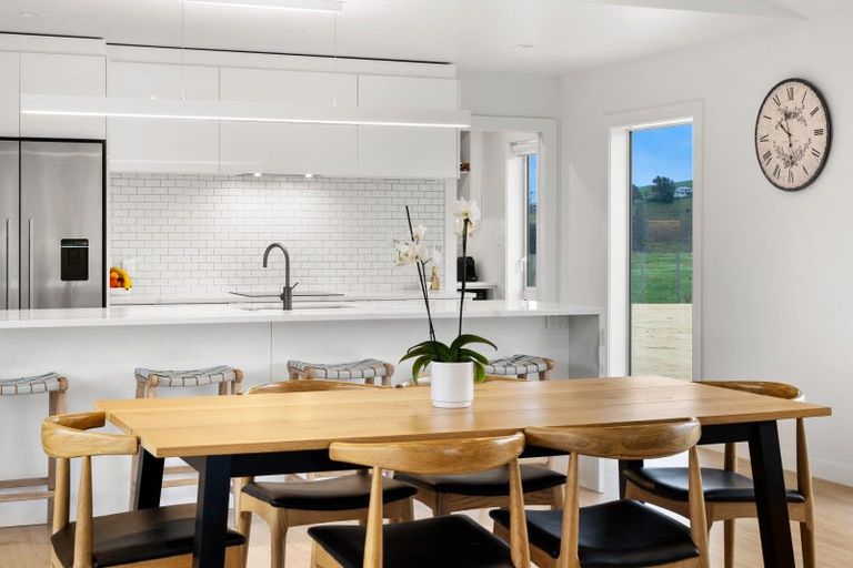 Photo of property in 2506 Kahuranaki Road, Elsthorpe, Havelock North, 4295