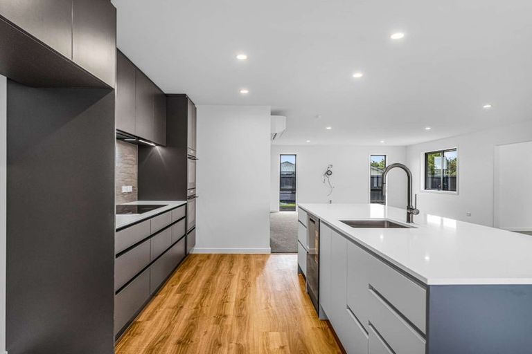 Photo of property in 1 Roach Lane, Amberley, 7481