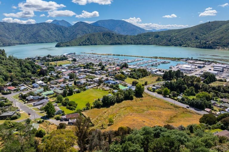 Photo of property in Main Rd Havelock, Havelock, 7100