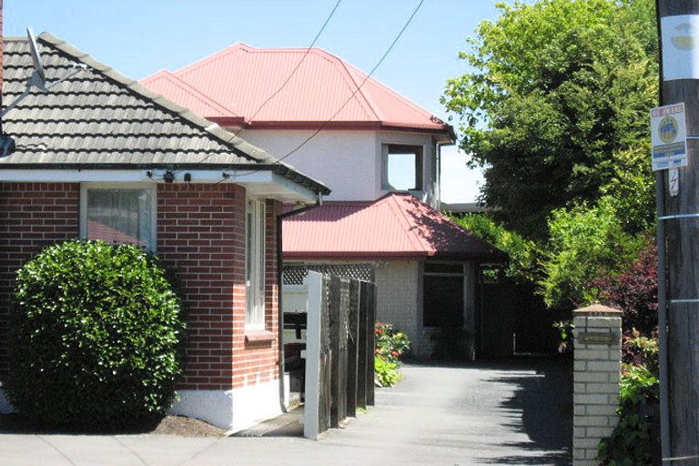 Photo of property in 275a Avonhead Road, Avonhead, Christchurch, 8042