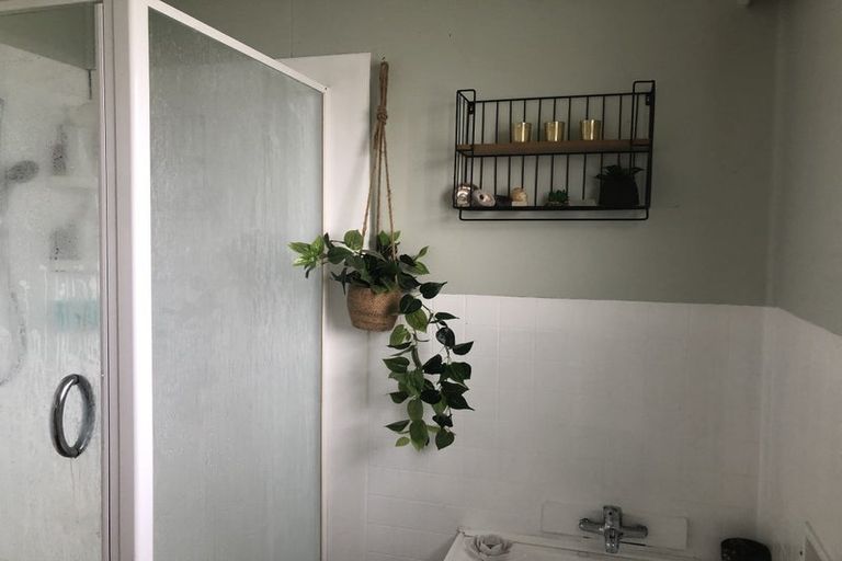 Photo of property in 25 Moreton Road, Carterton, 5713