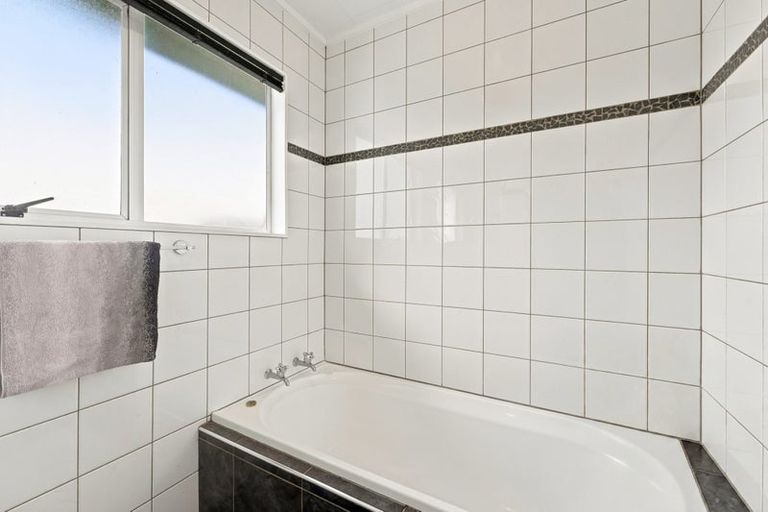 Photo of property in 34 Carson Street, Castlecliff, Whanganui, 4501