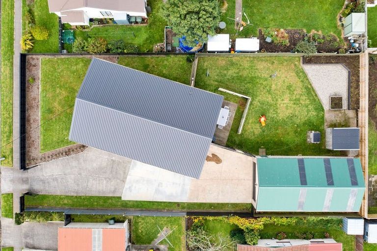 Photo of property in 35 Collins Street, Hawera, 4610