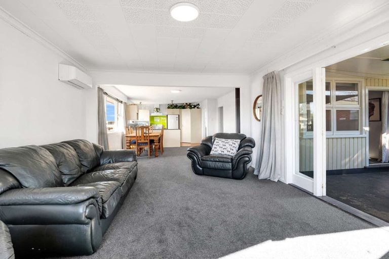 Photo of property in 35 Johnstone Street, Tinwald, Ashburton, 7700