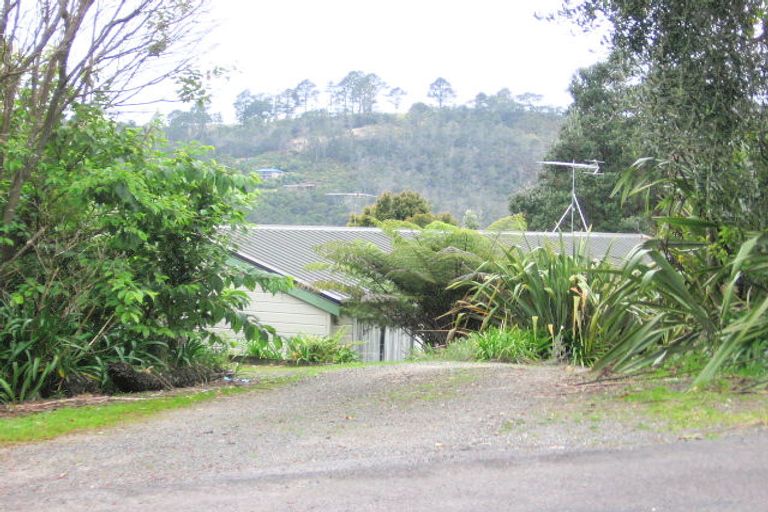 Photo of property in 4 Patricia Place, Hahei, Whitianga, 3591