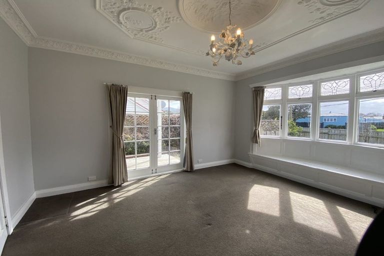 Photo of property in 8 Guthrie Street, Waterloo, Lower Hutt, 5011