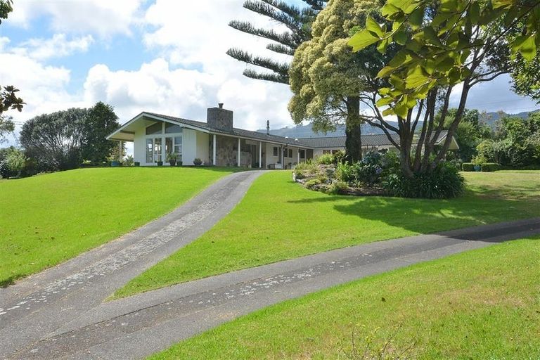 Photo of property in 211 Ngarara Road, Waikanae, 5391