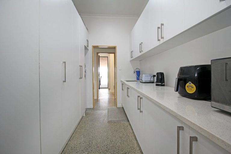 Photo of property in 12 Judge Richardson Drive, Opaheke, Papakura, 2584