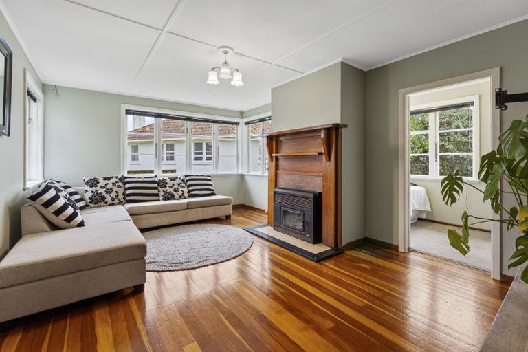 Photo of property in 6 Matene Place, Otaki, 5512