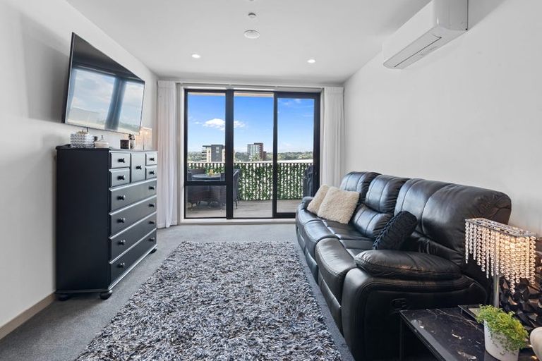 Photo of property in 403/2 Launch Road, Hobsonville, Auckland, 0616