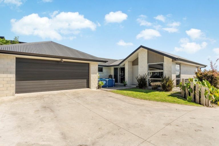Photo of property in 5 Greenvale Place, Welcome Bay, Tauranga, 3112