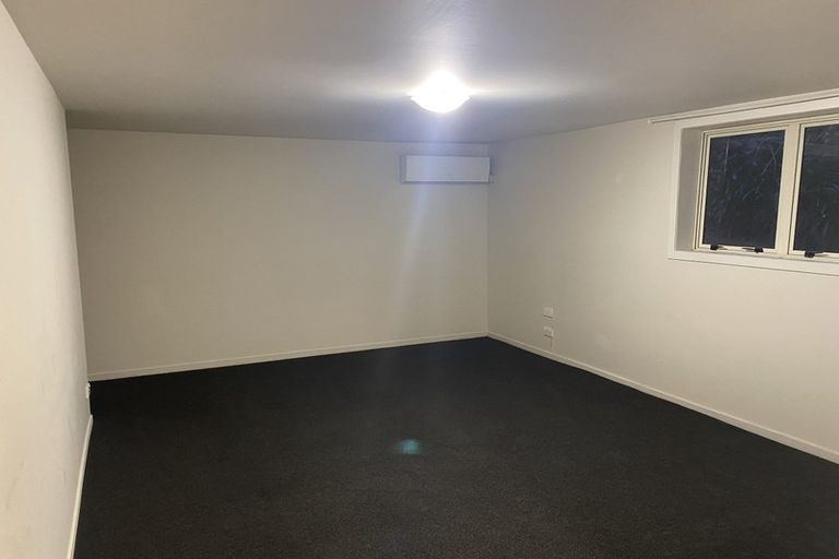 Photo of property in 318 West Coast Road, Glen Eden, Auckland, 0602