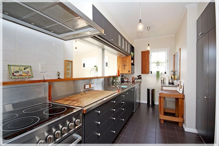 Photo of property in 51 Stout Street, Shannon, 4821