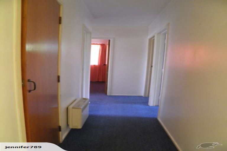 Photo of property in 391 Bucklands Beach Road, Bucklands Beach, Auckland, 2012