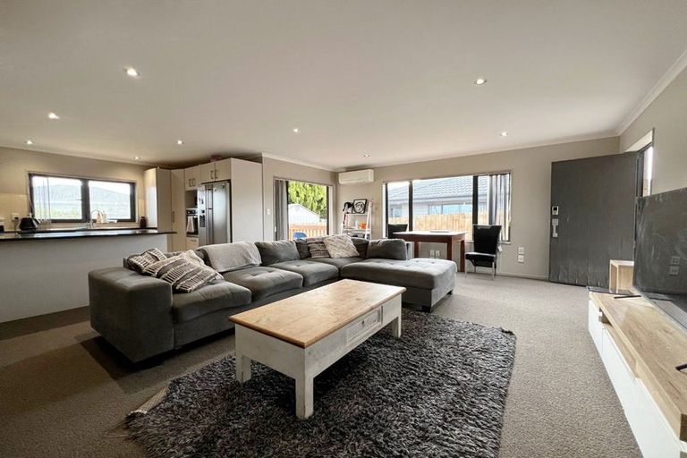 Photo of property in 3c Orams Road, Hillpark, Auckland, 2102