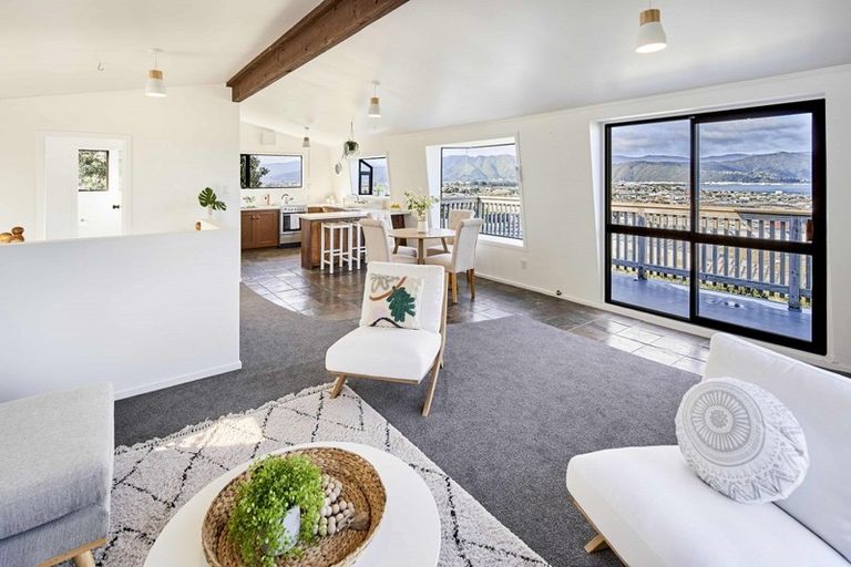 Photo of property in 8 Korokoro Road, Korokoro, Lower Hutt, 5012