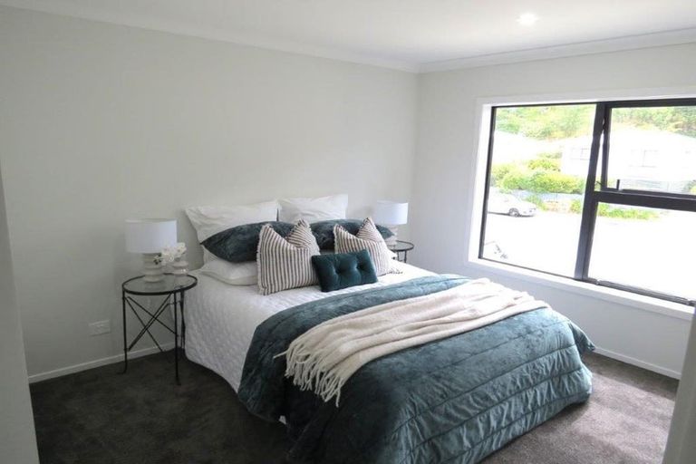 Photo of property in 142 Jamaica Drive, Grenada North, Wellington, 5028