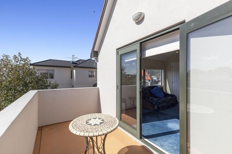 Photo of property in 1/737 High Street, Boulcott, Lower Hutt, 5010