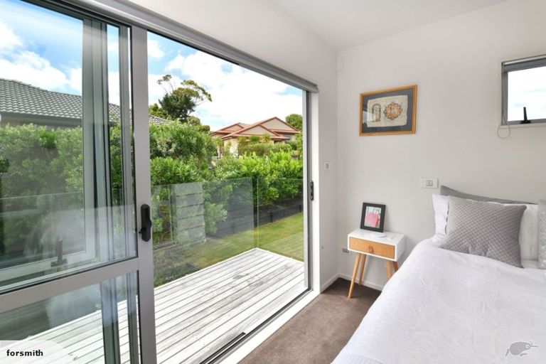 Photo of property in 17 Andre Rise, Stanmore Bay, Whangaparaoa, 0932