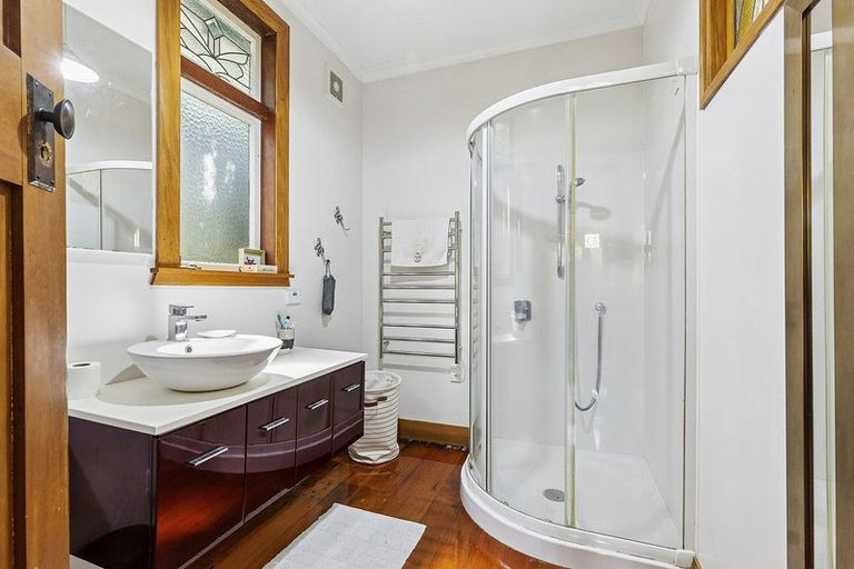 Photo of property in 111 Eden Street, Island Bay, Wellington, 6023