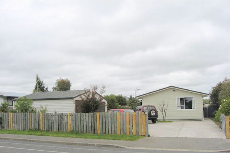 Photo of property in 14 East Belt, Rangiora, 7400