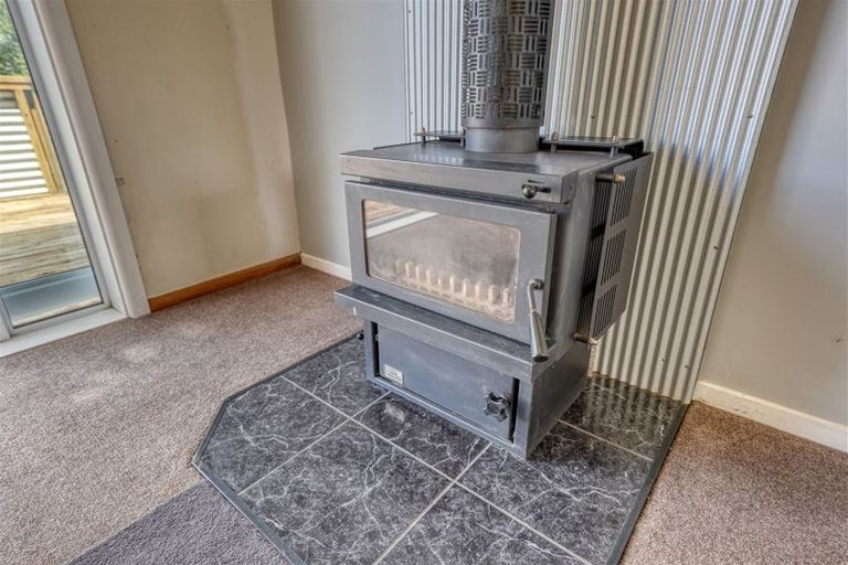 Photo of property in 42 Koe Street, Moana, 7872