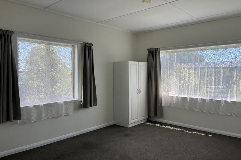 Photo of property in 2 Curtis Street, Hector, 7822