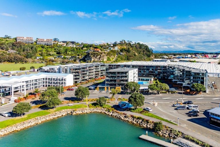 Photo of property in 104d/14 West Quay, Ahuriri, Napier, 4110