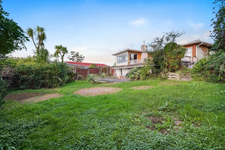 Photo of property in 85 Glengarry Road, Glen Eden, Auckland, 0602