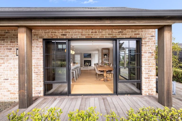 Photo of property in 1 Te Kaka Place, Omokoroa, 3114