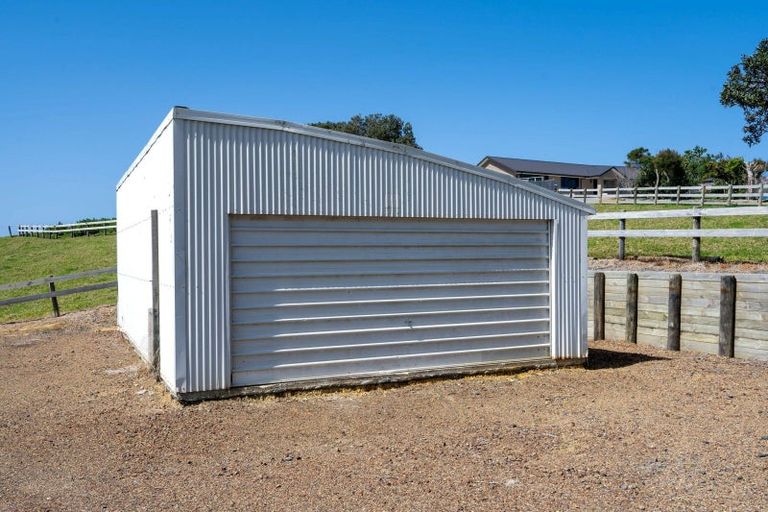 Photo of property in 55 Harambee Road, Taiharuru, Onerahi, 0192