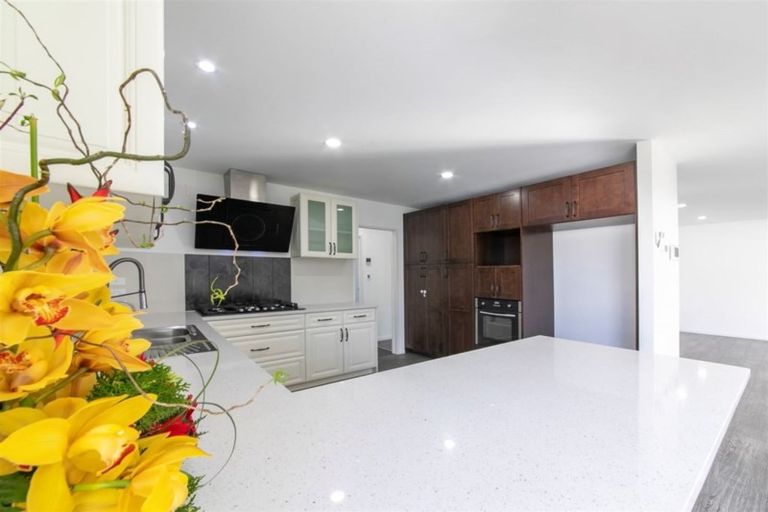 Photo of property in 21 Pohutukawa Parade, Riverhead, 0820