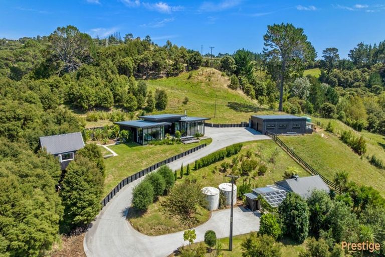 Photo of property in 343 Kanohi Road, Kaukapakapa, 0873