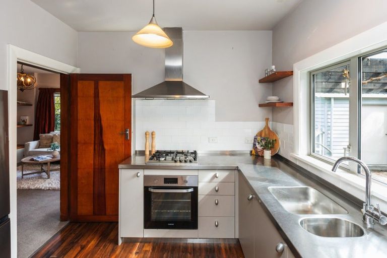 Photo of property in 13 Medway Street, Richmond, Christchurch, 8013