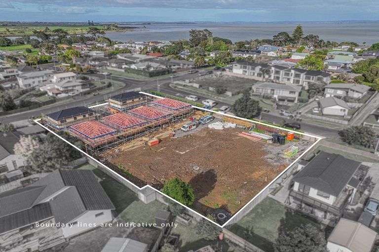 Photo of property in 1/25 Mcleod Road, Weymouth, Auckland, 2103