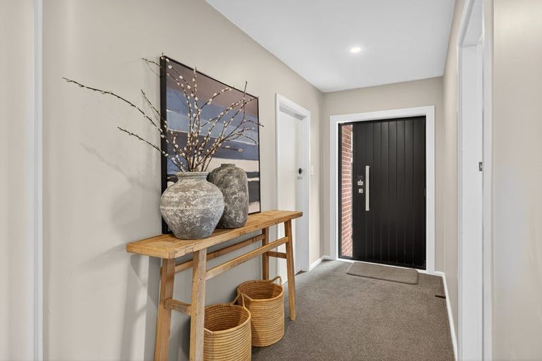 Photo of property in 15 Oakfield Street, Burnside, Christchurch, 8053