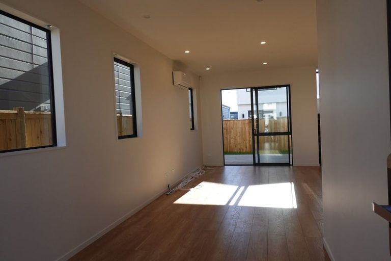 Photo of property in 7 Tumu Road, Papakura, 2110